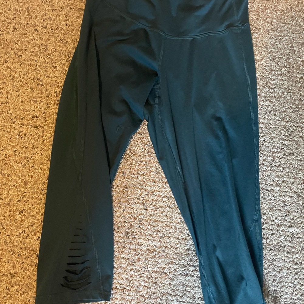 Champion women's L turqoise athletic leggings